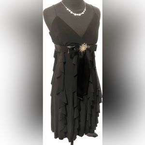 Cache Black Ruffle Ribbon Bow Trim Cocktail Party Dress Size 2 V-Neck
